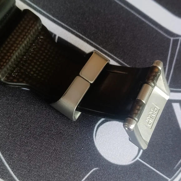 ■ CASIO G-SHOCK RANGEMAN GPR-B1000